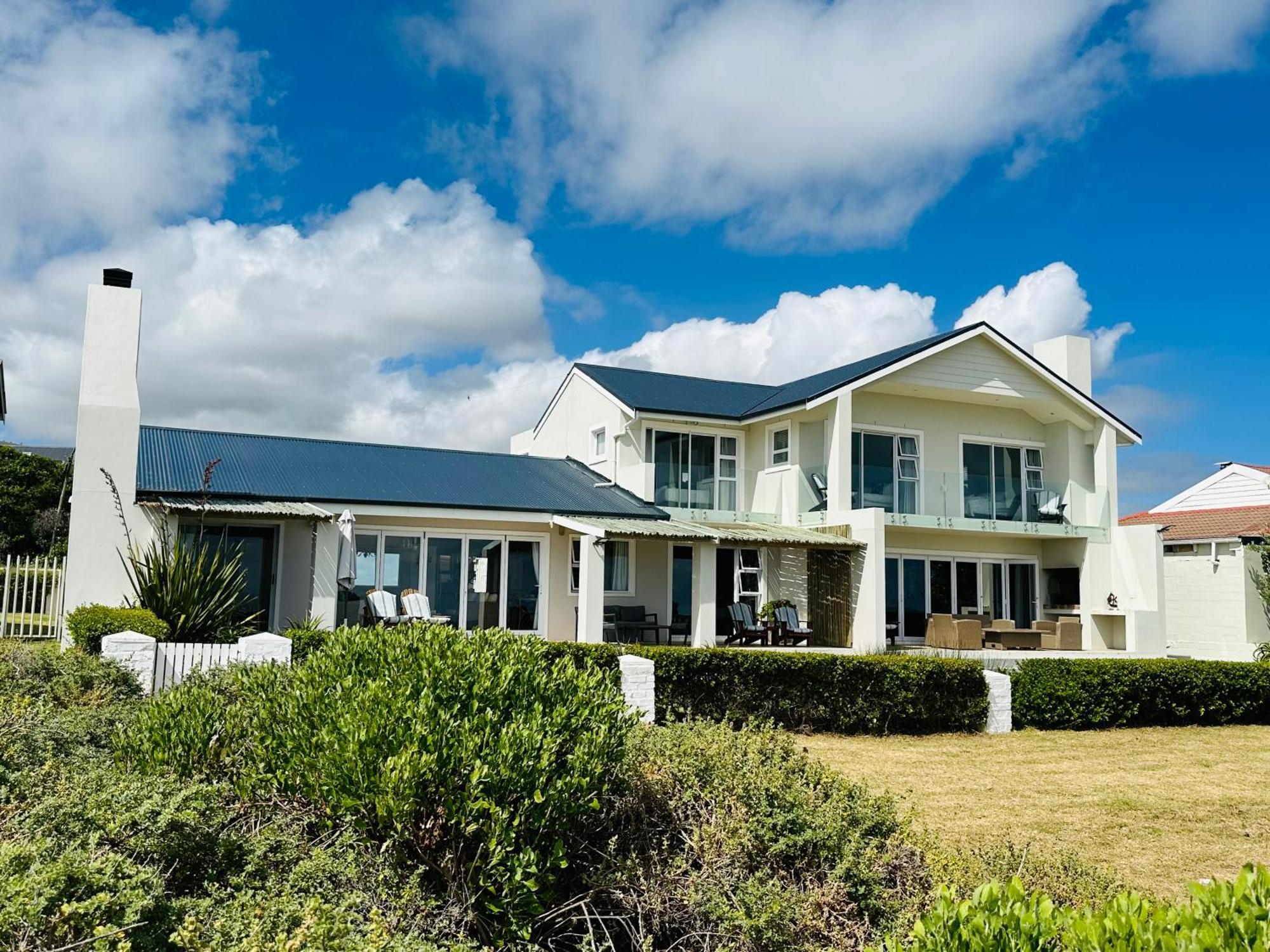 Seapearl Oceanfront Villa And Cottage Hermanus Exteriör bild