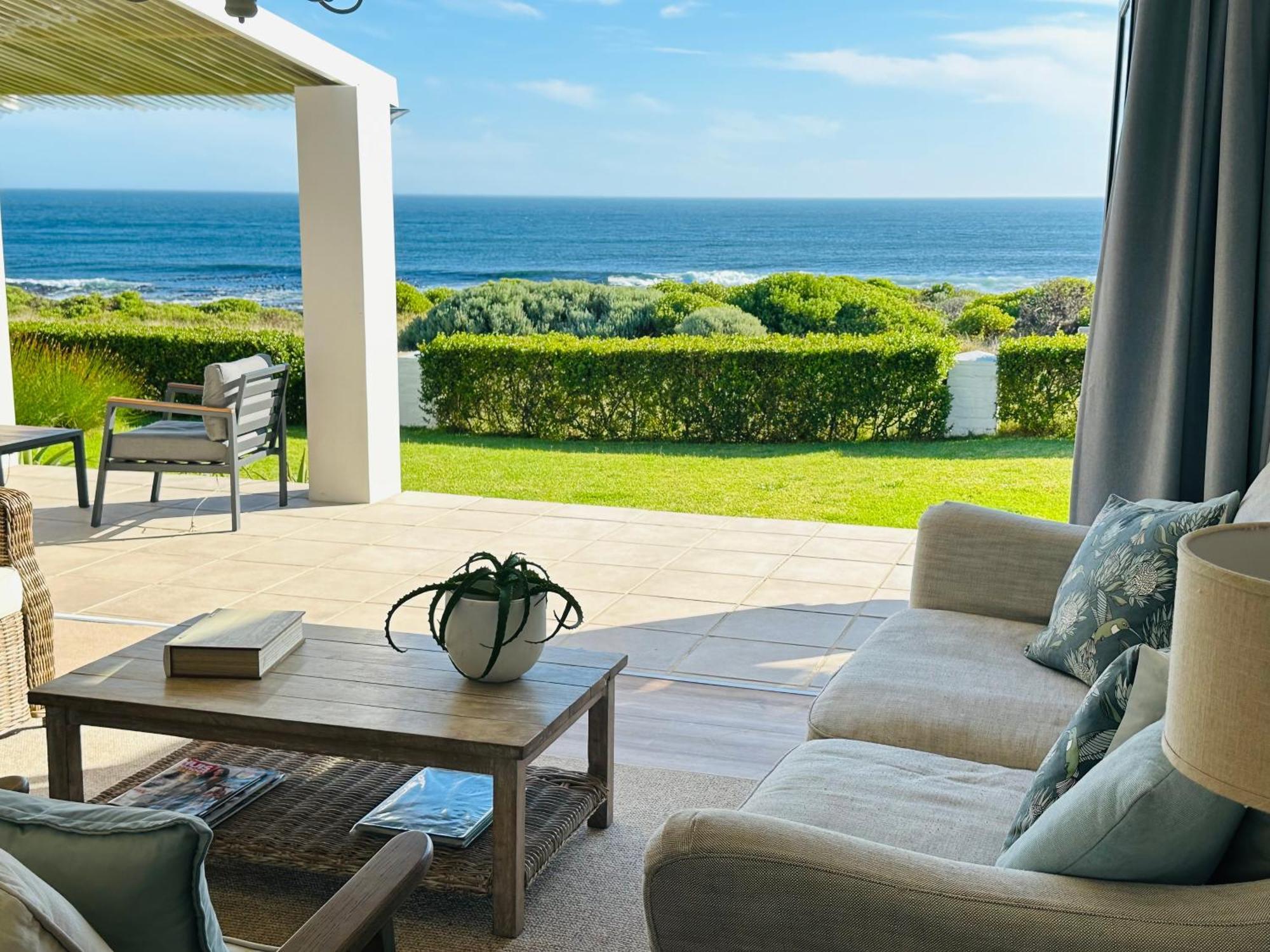 Seapearl Oceanfront Villa And Cottage Hermanus Exteriör bild